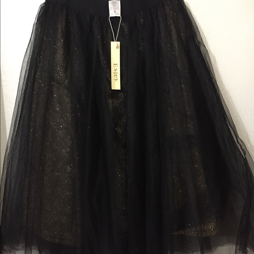 Formal skirt